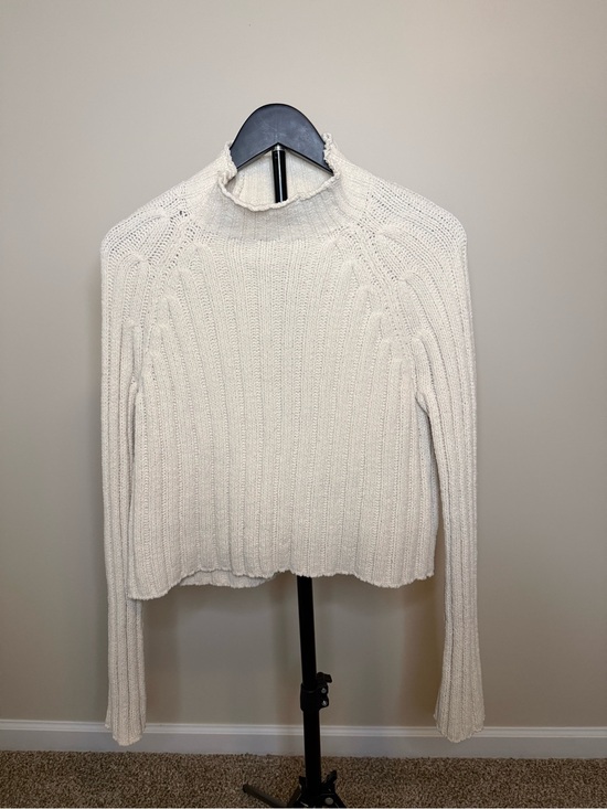 American Eagle Sweaters - American Eagle Knit Cream Ribbed Mockneck Sweater-S